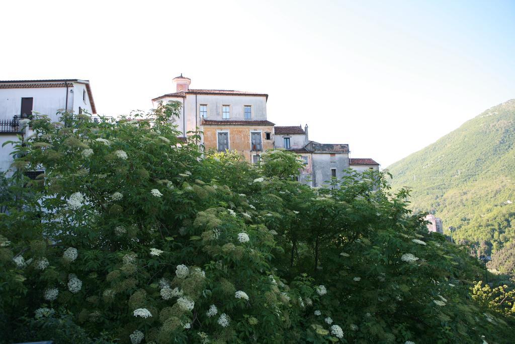B&B Lo Straniero Rivello Екстериор снимка